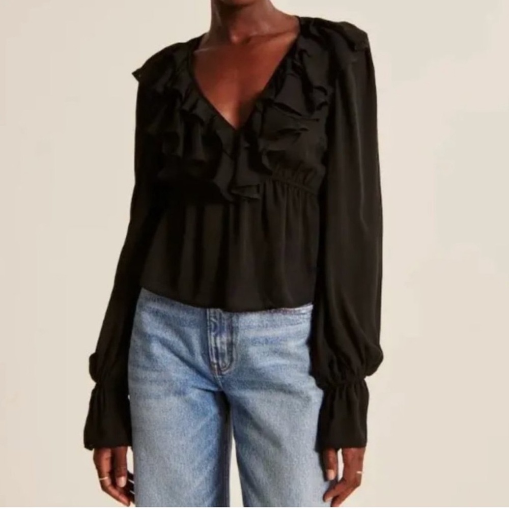 Abercrombie & Fitch Elegant Black Blouse Ruffle V Neck Size xl